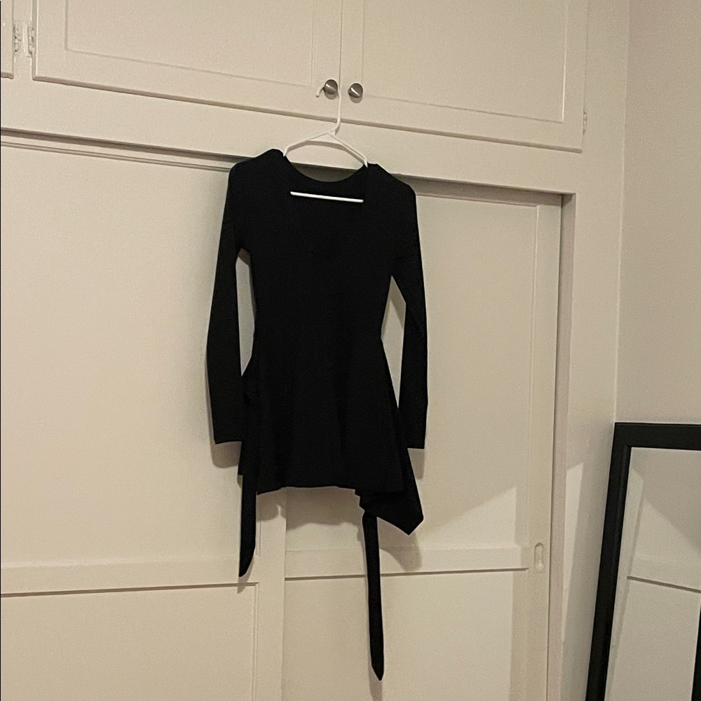 Elegant Black Long Sleeve Dress